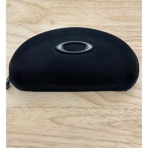 Oakley Black Hard Shell Sunglasses Case w/ Foam Insert Zip Protective Case